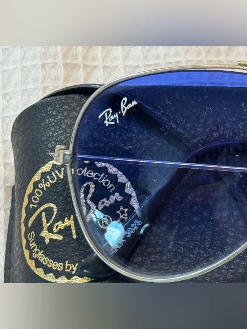 Ray-Ban Aviator Sunglasses with Blue Lenses and Silver Frame